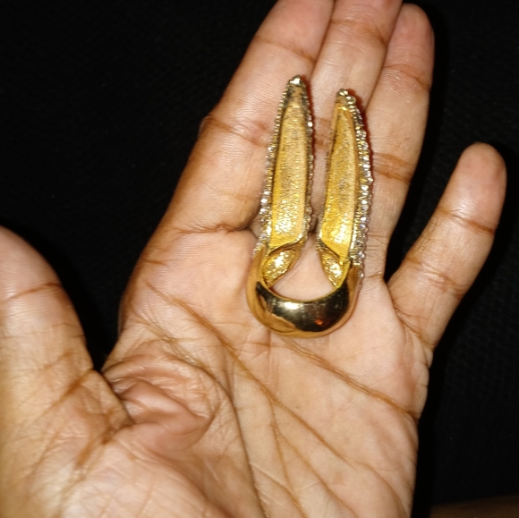 Silver Rhinestone Ring - Picture 3 of 3